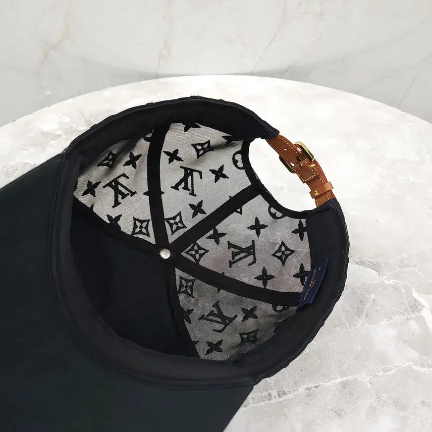 [BUNJANG] Louis Vuitton Monogram Tourist Mesh Cap / 루이비통 LV 모노그램 투어리스트 메쉬 캡 60