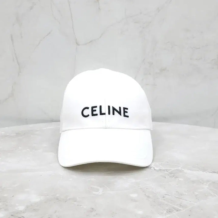 [BUNJANG] Celine Baseball Cap White / 셀린느 코튼 베이스볼 캡 화이트 2AUS9969P