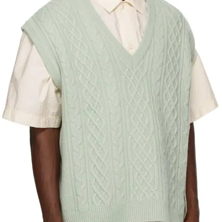 [BUNJANG] Solid Homme Cable Knit Vest / 솔리드옴므 케이블 니트 베스트 50