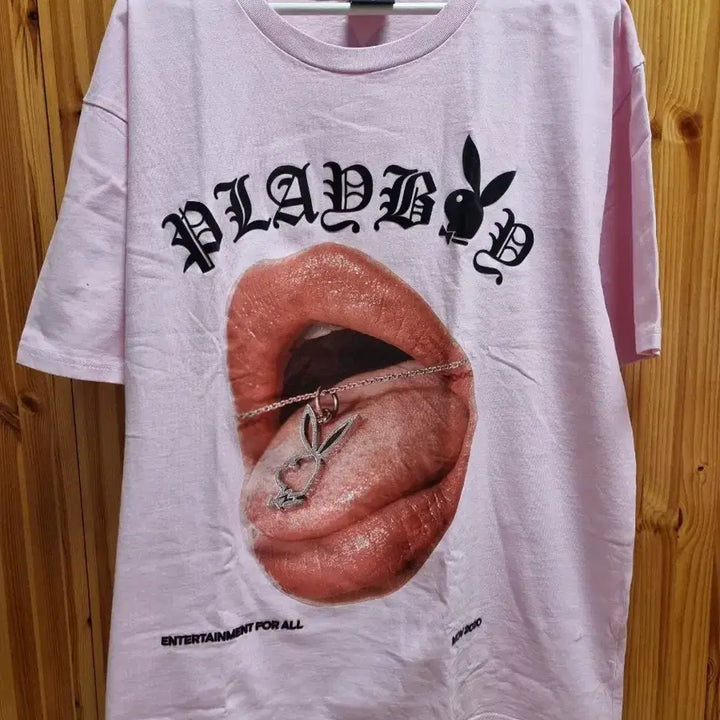 [BUNJANG] Playboy Cubic Rabbit T-shirt / 플레이보이 전사 큐빅 티 L