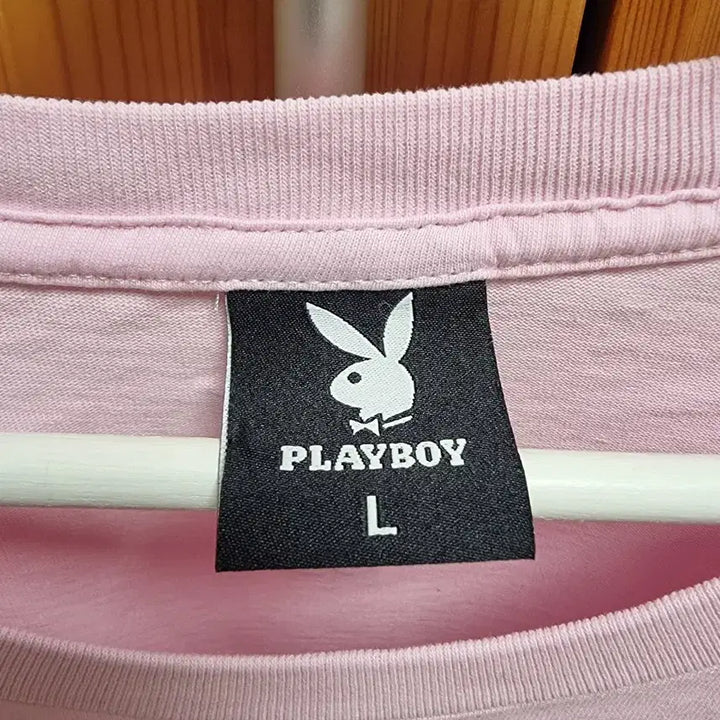[BUNJANG] Playboy Cubic Rabbit T-shirt / 플레이보이 전사 큐빅 티 L