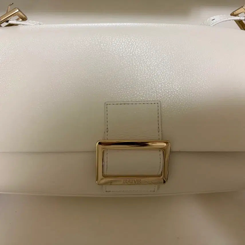 [BUNJANG] RAVE Luke Bag Ivory / 레이브 루크백 아이보리