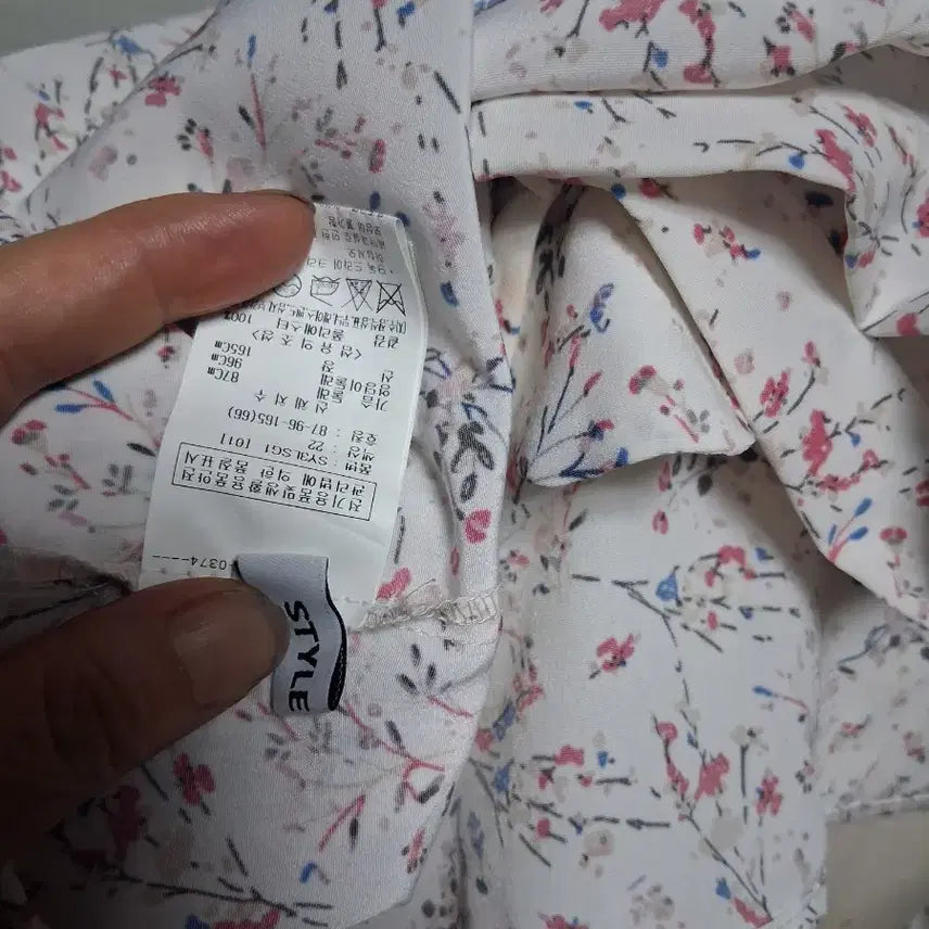 [BUNJANG] Pink Floral Blouse / 플라워 패턴 핑크 블라우스 3가지 개당