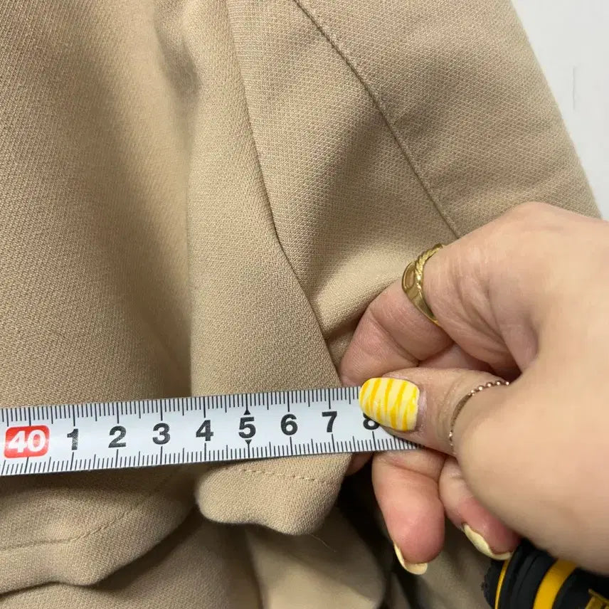 [BUNJANG] Plastic Island Beige Double Button Trench Coat / 플라스틱 아일랜드 55 베이지 더블 버튼 트렌치 코트