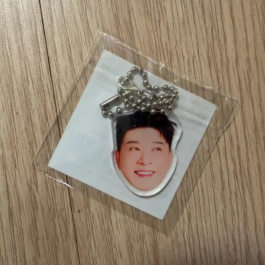 [BUNJANG] Super Junior Shindong Face Keychain Lucky Draw Bundle Set / SS10 japan 랜덤토이 신동 얼굴키링 시그 포카 일괄