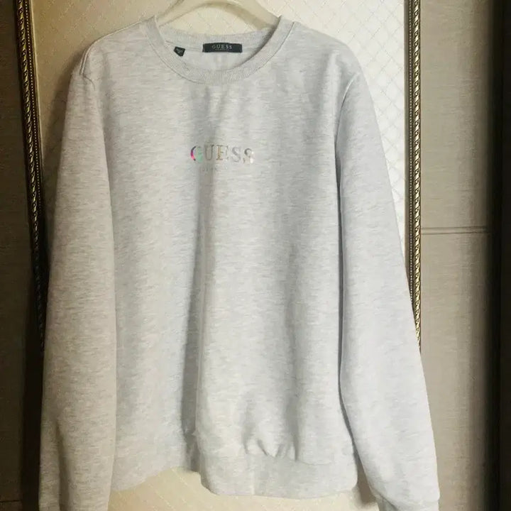 [BUNJANG] Guess Sweatshirt / 게스 맨투맨