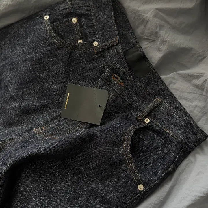[BUNJANG] Unbranded Denim 1 Size Jeans / 무명 데님/1사이즈/택 달림