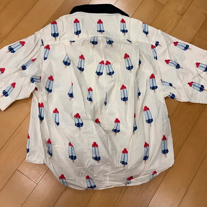 [BUNJANG] Pushbutton Ice Cream Pattern Short Sleeve Shirt (Size S) / 푸시버튼 아이스크림 패턴 반팔 셔츠s