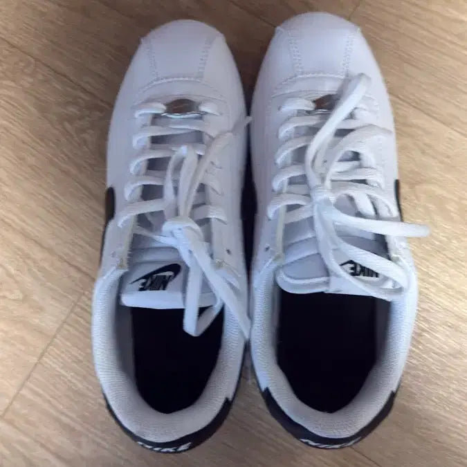 [BUNJANG] Nike Cortez White/Black 230mm / 나이키 코르테즈 흰검 230