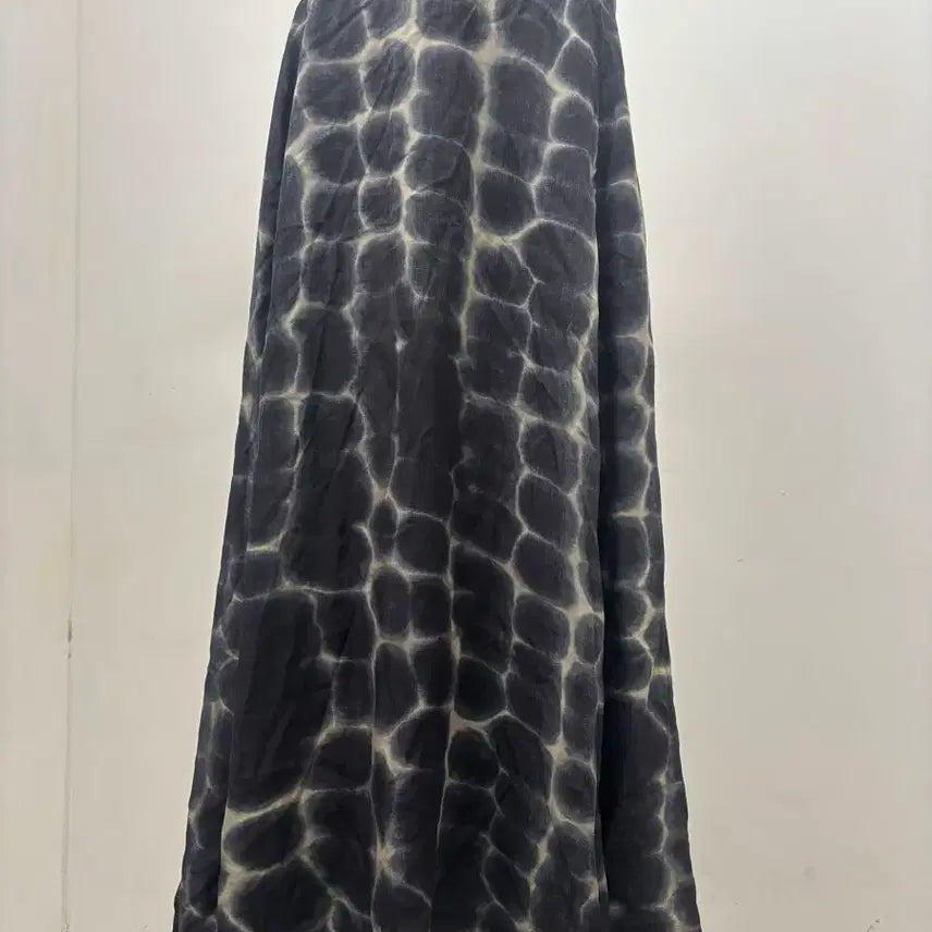 [SOLD OUT] 마시모드띠 블랙 패턴 롱 스커트
