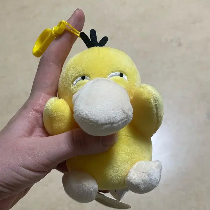 [BUNJANG] Nungchung Golap Duck Plush Keyring / 능청 고라파덕 인형 키링 가방고리