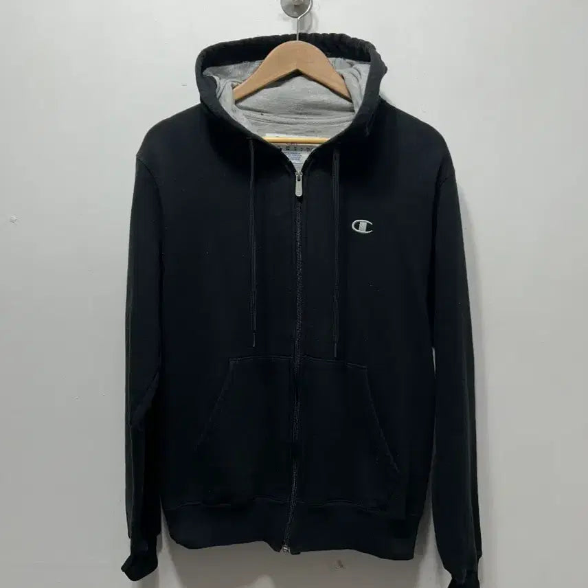 [BUNJANG] Champion Black Hoodie Zip-up (S) / 챔피온 블랙 후드집업 S