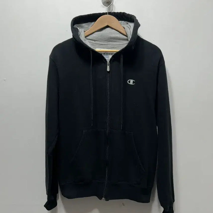 [BUNJANG] Champion Black Hoodie Zip-up (S) / 챔피온 블랙 후드집업 S