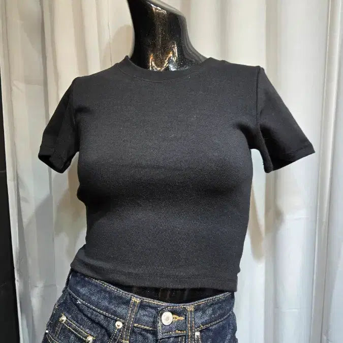 [BUNJANG] Black Crop Top / 쇼트 블랙 반팔