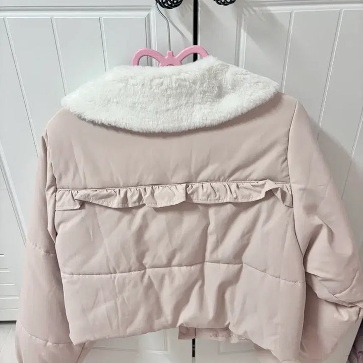 [BUNJANG] Honey Cinnamon Pink Cropped Fur Padded Jacket / 허니시나몬 자켓 리본 양산형 지뢰계 양지뢰 퍼 패딩