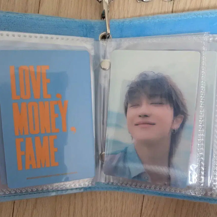 [SOLD OUT] 세븐틴 렌티큘러 포토카드 바인더 앨범