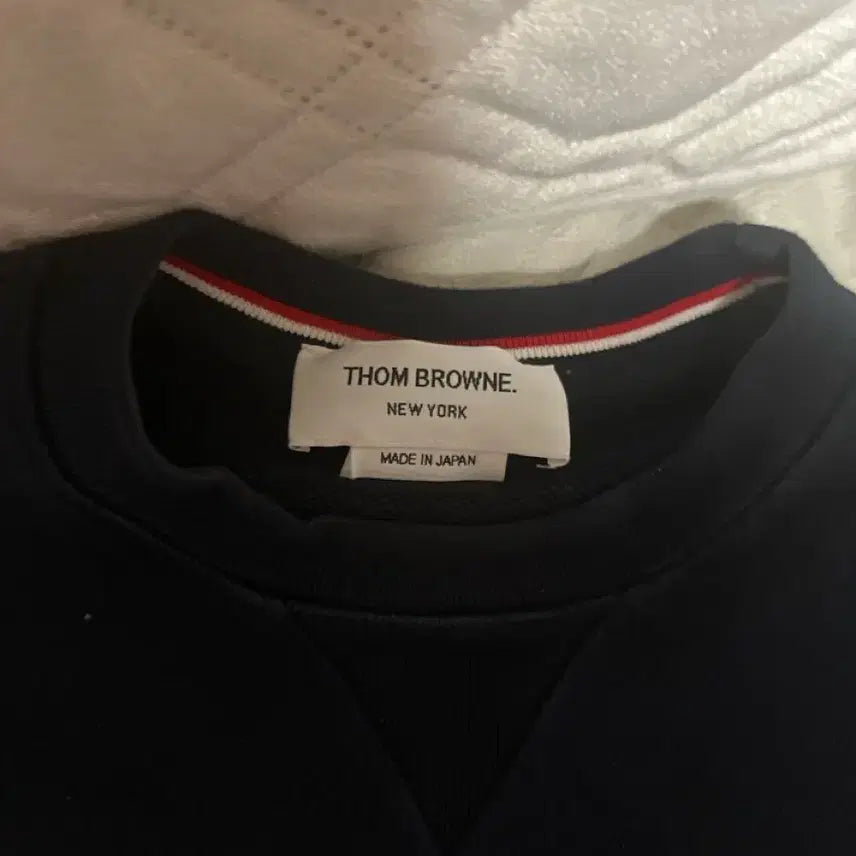 [BUNJANG] Thom Browne Navy Crewneck Sweatshirt Size 3 / 톰브라운맨투맨