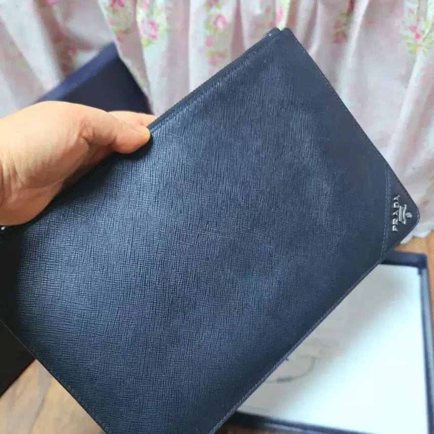 [BUNJANG] Prada Saffiano Leather Clutch Bag / 정품 프라다 블랙 사피아노 레더 클러치 백