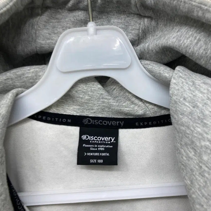 [BUNJANG] Discovery Hooded Zip-Up Jacket / 디스커버리 후드집업 100