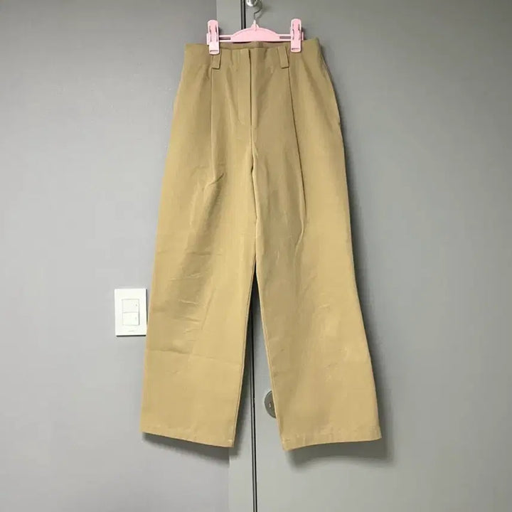 [SOLD OUT] 가격안내림/ 필링스 핀턱팬츠 지그재그 데일리룩