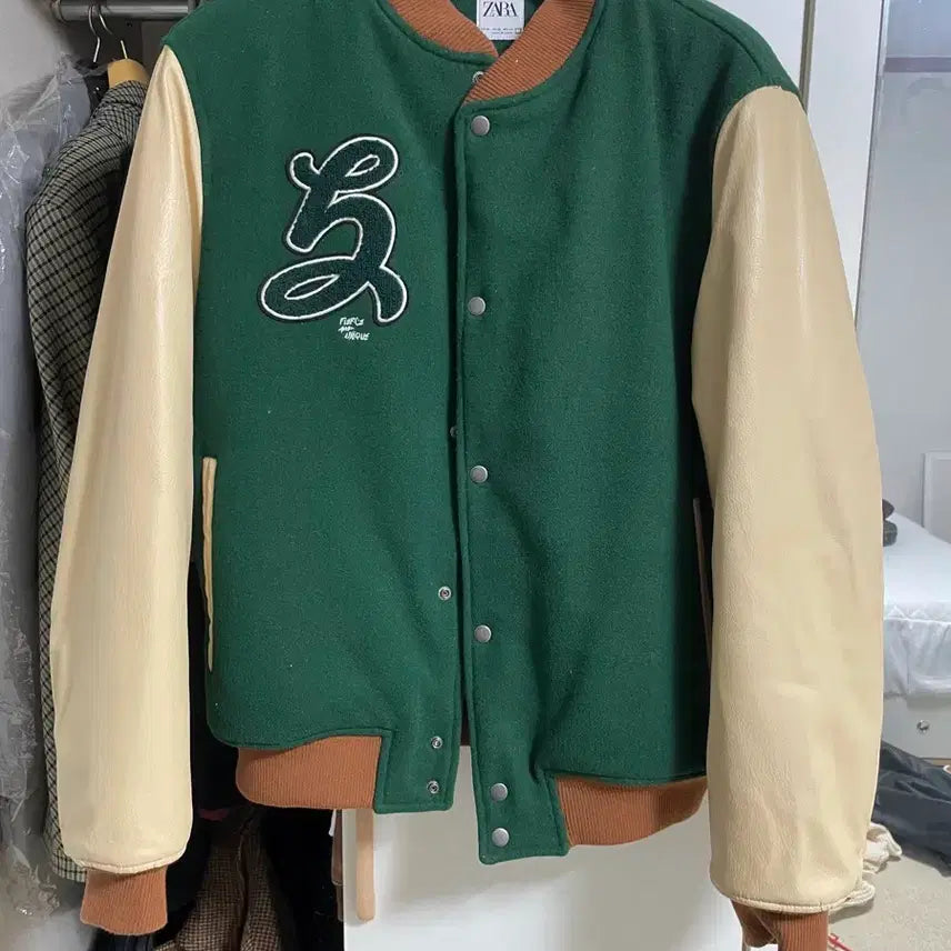 [BUNJANG] Zara Stadium Jacket Ivory Sleeves / 자라 스타디움 자켓 XL