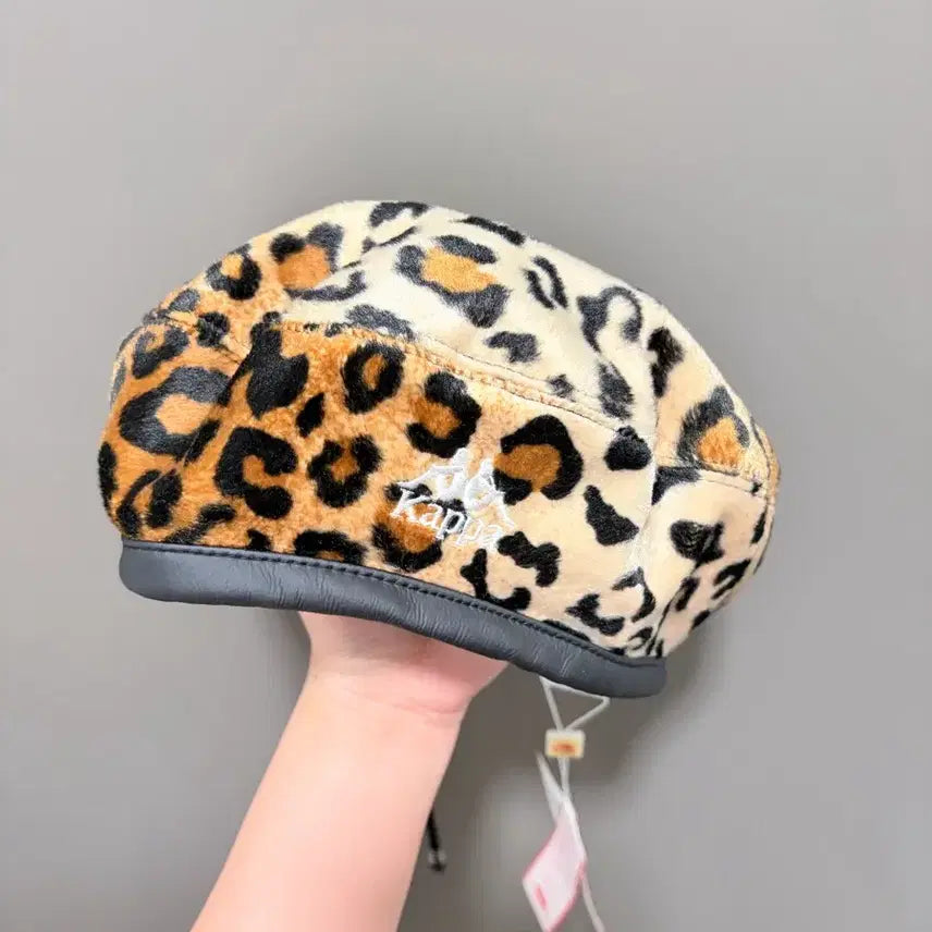 [BUNJANG] Kappa Leopard Beret / 카파 레오파드 베레모 판매합니다