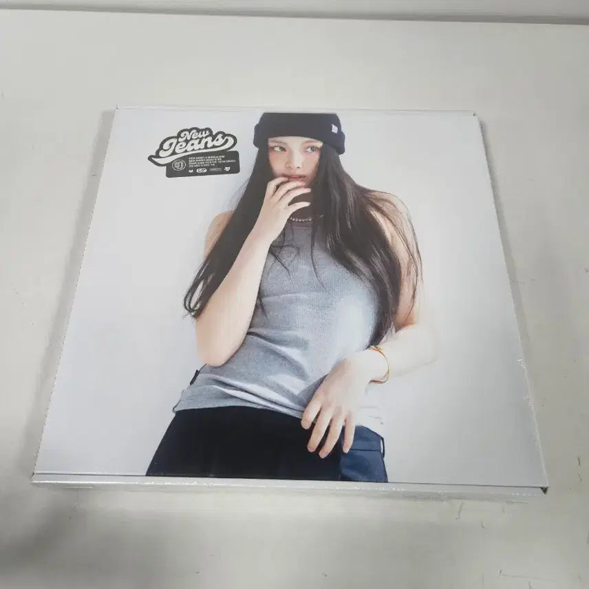 [BUNJANG] NewJeans How Sweet Album Sealed / 뉴진스 How Sweet 앨범 미개봉