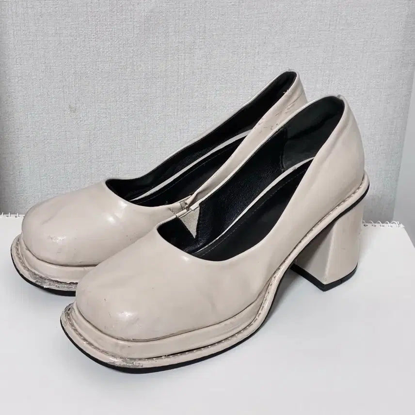 [BUNJANG] Femme Muse Retro Round Pumps Heel / [240] 팜므뮤즈 라운드 펌프스힐 / 여성구두 하이힐