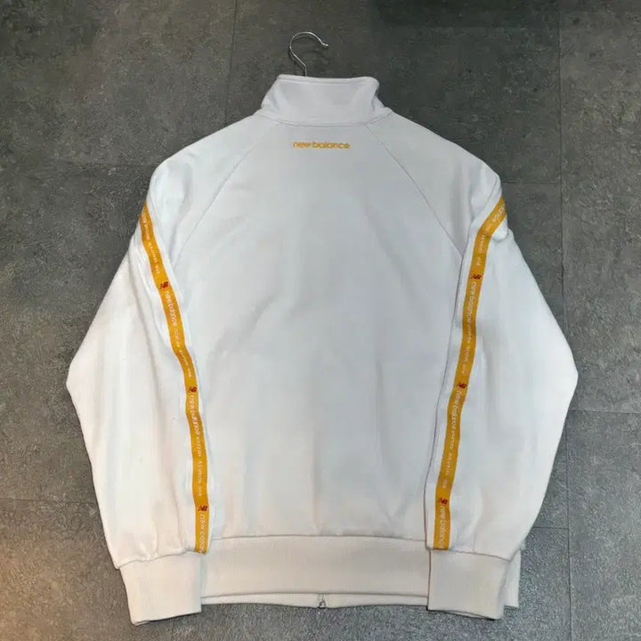 [BUNJANG] New Balance White Track Jacket / 뉴발란스 화이트 트랙 자켓 져지 95사이즈