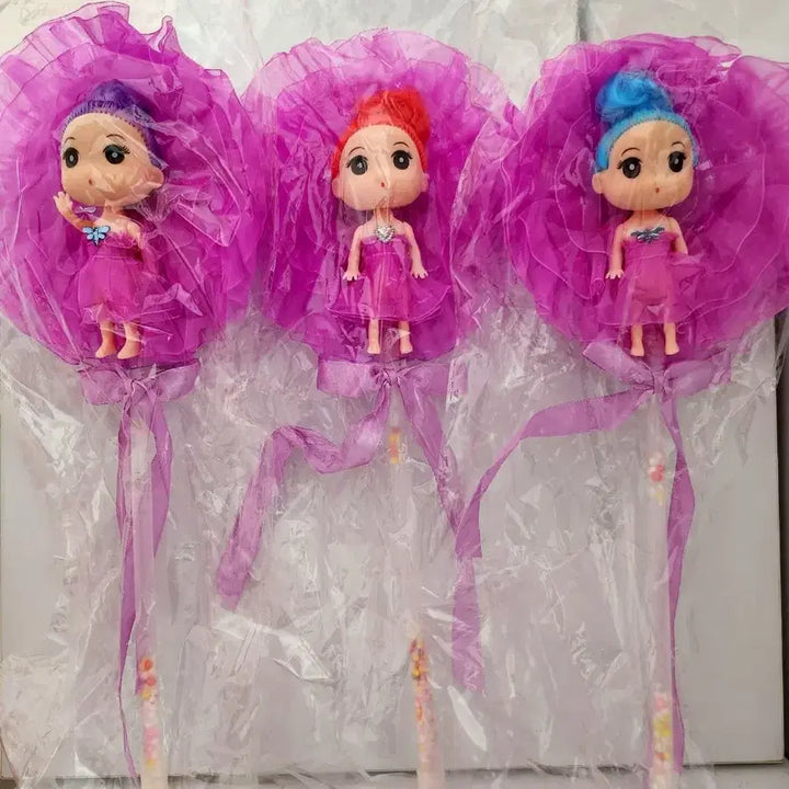 [BUNJANG] Princess Doll Figure with Light Wand / (6월 세일)공주 인형 피규어 불빛 요술봉