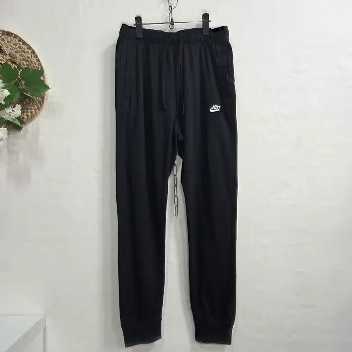 [SOLD OUT] 나이키 블랙 조거팬츠 M 새상품