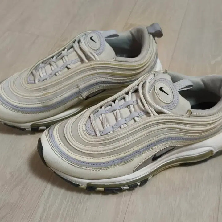 [BUNJANG] Nike Air Max 97 Ghost Sneakers / 나이키 에어맥스97 고스트 235사이즈