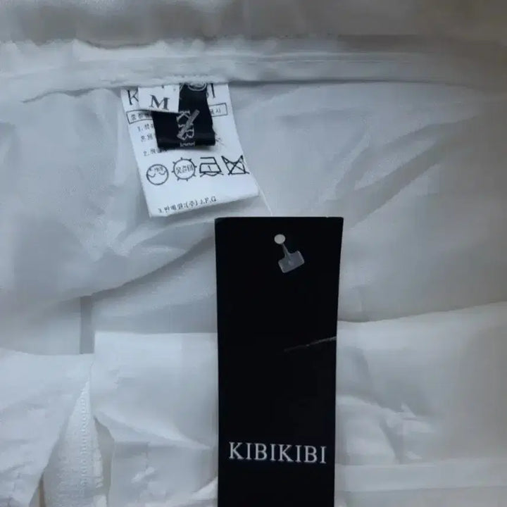 [BUNJANG] KIBIKIBI Ivory M Polyester Blend Pants / 여성 바지(새것)