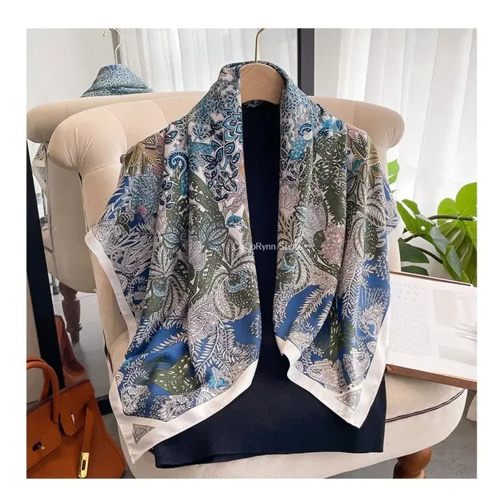 [BUNJANG] Patterned Blue Scarf / 패턴 스카프(새상품)