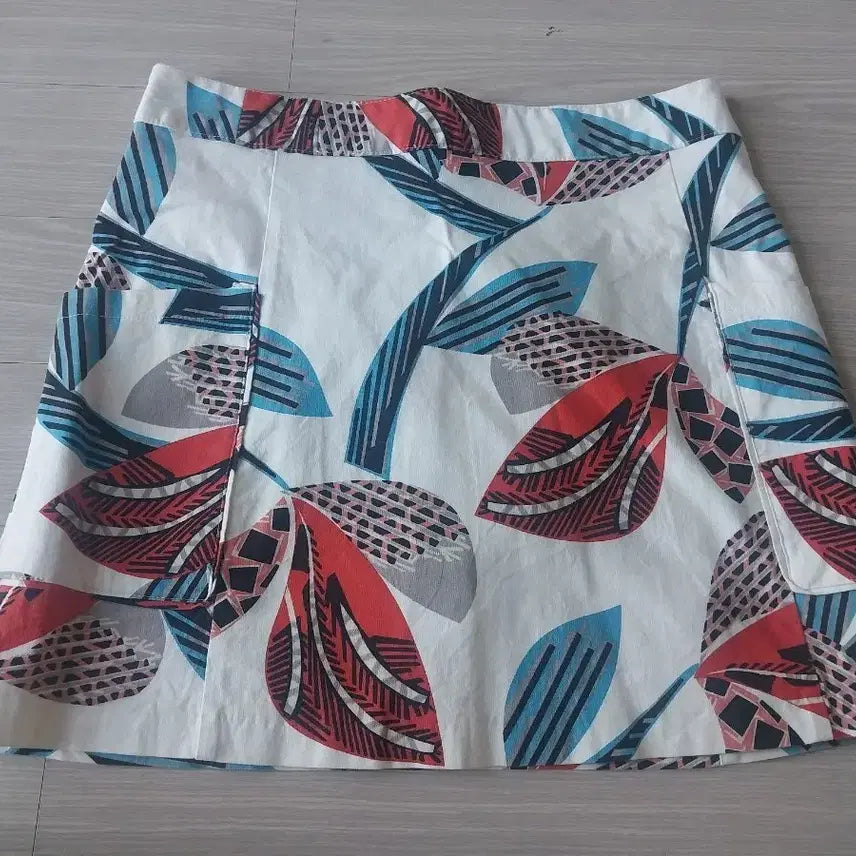 [BUNJANG] Flower Pattern Mini Skirt - Size M / M사이즈 플라워 패턴 미니스커트