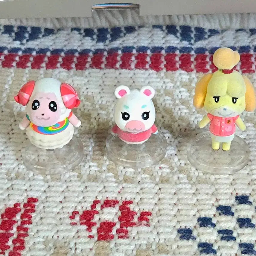 [BUNJANG] Animal Crossing Tomodachi Doll Set - Poyami, Chadul, Youl / 일괄,빠른배송)동물의숲 토모다치돌 피규어 뽀야미 차둘 여울 피규어 판매