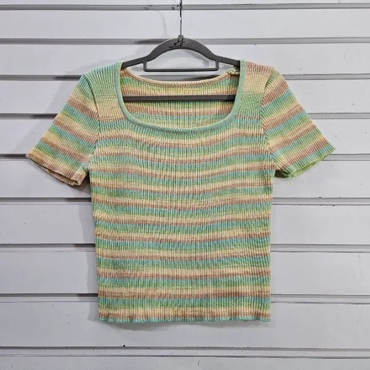 [BUNJANG] Pastel Striped Crop Top / 파스텔톤 스트라이프 반팔 크롭티/보물찾기천사