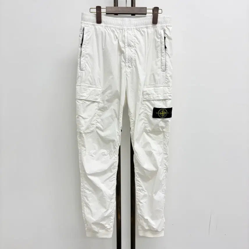 [BUNJANG] Stone Island Patch Jogger Pants / [84]스톤아일랜드 와펜패치 조거팬츠