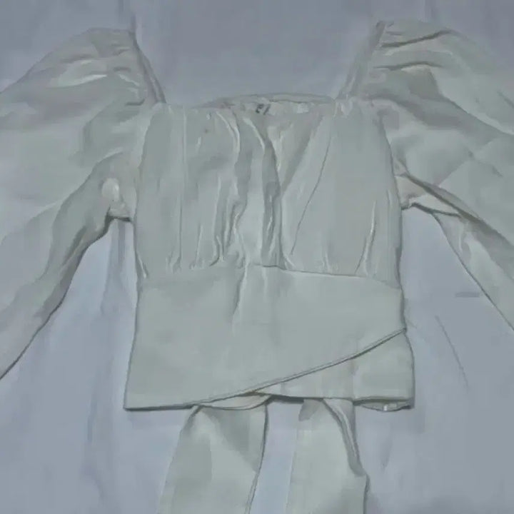 [BUNJANG] White Blouse / 화이트 블라우스