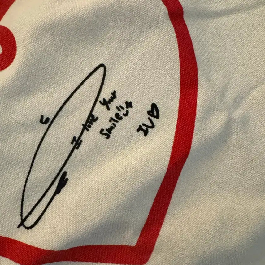 [BUNJANG] IU Colgate Signed Eco Bag / 아이유 콜게이트 사인 에코백