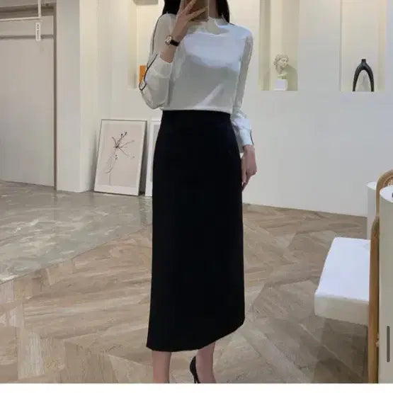 [BUNJANG] Zzippolem Blouse / 지뽀렘 블라우스
