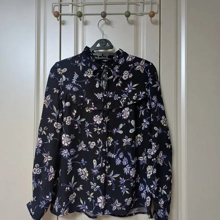 [BUNJANG] Lenibon Silk Floral Blouse / 레니본 견실크 플라워블라우스 S 55