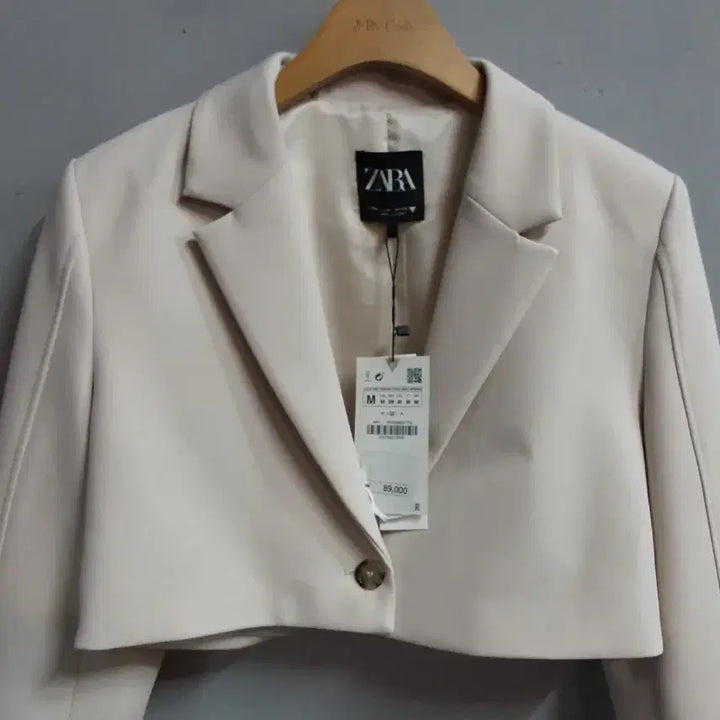 [BUNJANG] Zara Cropped Blazer Ivory M / 택새상품) 자라 크롭 블레이저 아이보리 M