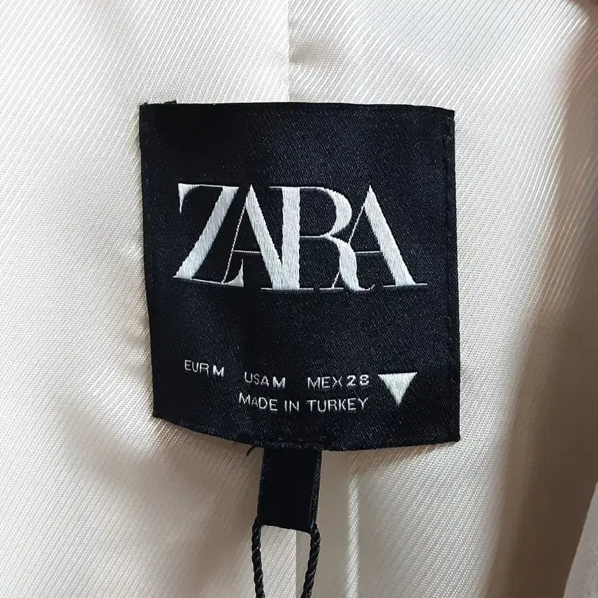 [BUNJANG] Zara Cropped Blazer Ivory M / 택새상품) 자라 크롭 블레이저 아이보리 M