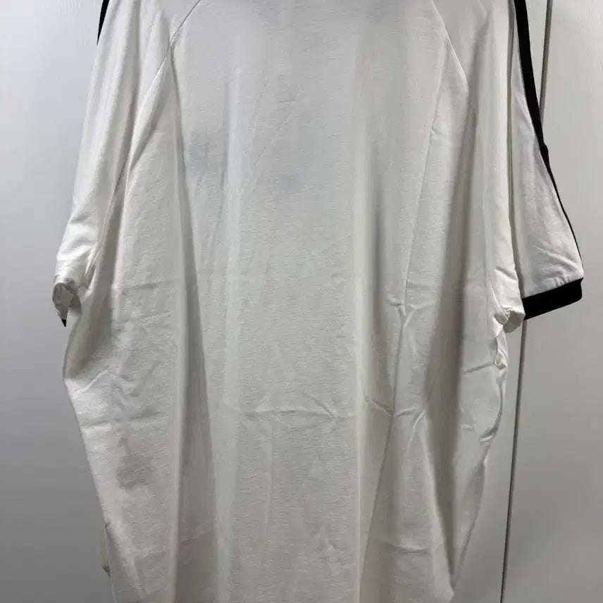 [BUNJANG] Adidas Classic Three-Stripes T-Shirt / (새상품)시카고에서 구매 아디다스 클래식 삼선 티셔츠