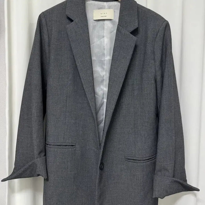 [SOLD OUT] 그레이 블레이저 여성 자켓