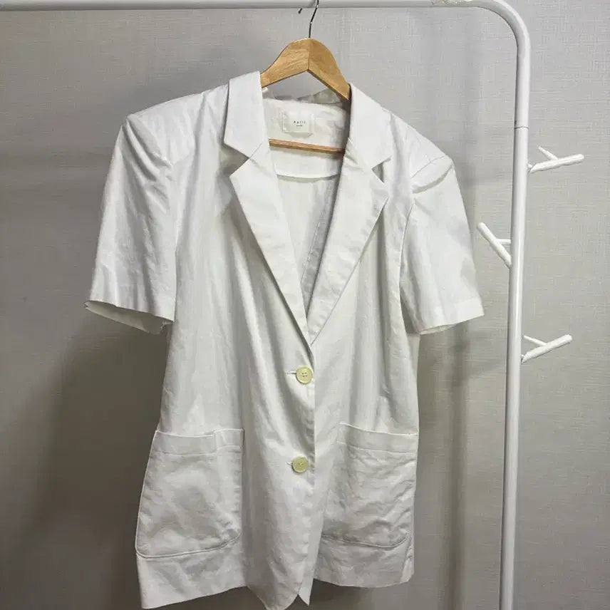 [BUNJANG] Linen Short-Sleeve Blazer Jacket / 린넨 화이트 반팔 자켓 봄 여름 정장 자켓
