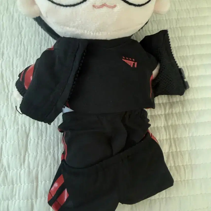 [BUNJANG] T1 Faker Doll Bundle Set / T1 공식 페이커 인형,포카,키링 일괄 판매