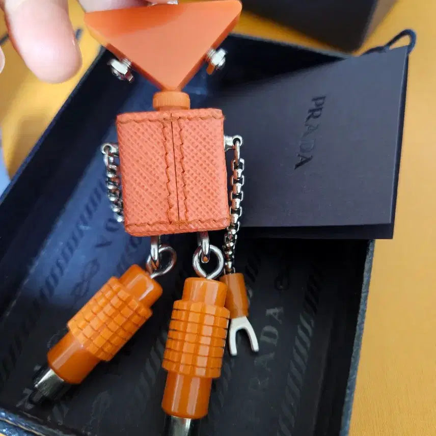 [BUNJANG] Prada Robot Keychain / 정품>>프라다 로봇 키링