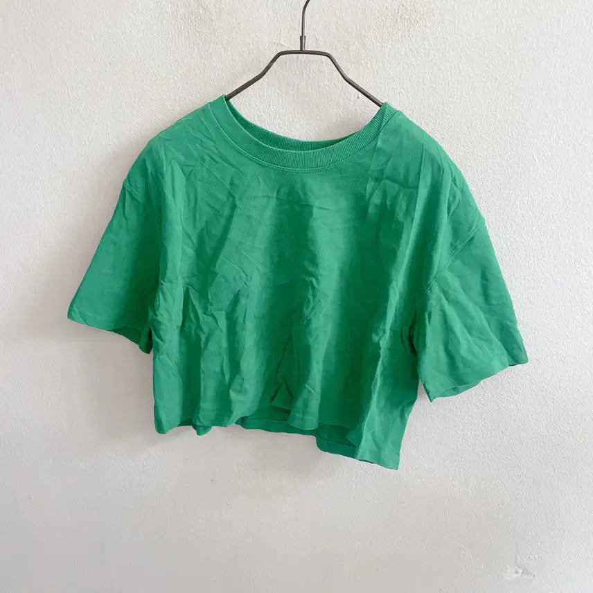 [SOLD OUT] M) 자라 크롭 티셔츠